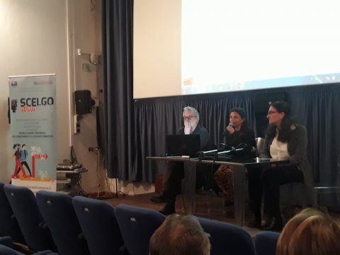 Genitori e figli di fronte alle droghe - 02/05/2019 Genitori e figli di fronte alle droghe - 02/05/2019