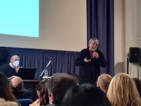 Conoscere e comunicare con i giovani attraverso il cinema - marzo 2022 - Cineteca di Rimini Conoscere e comunicare con i giovani attraverso il cinema - marzo 2022 - Cineteca di Rimini